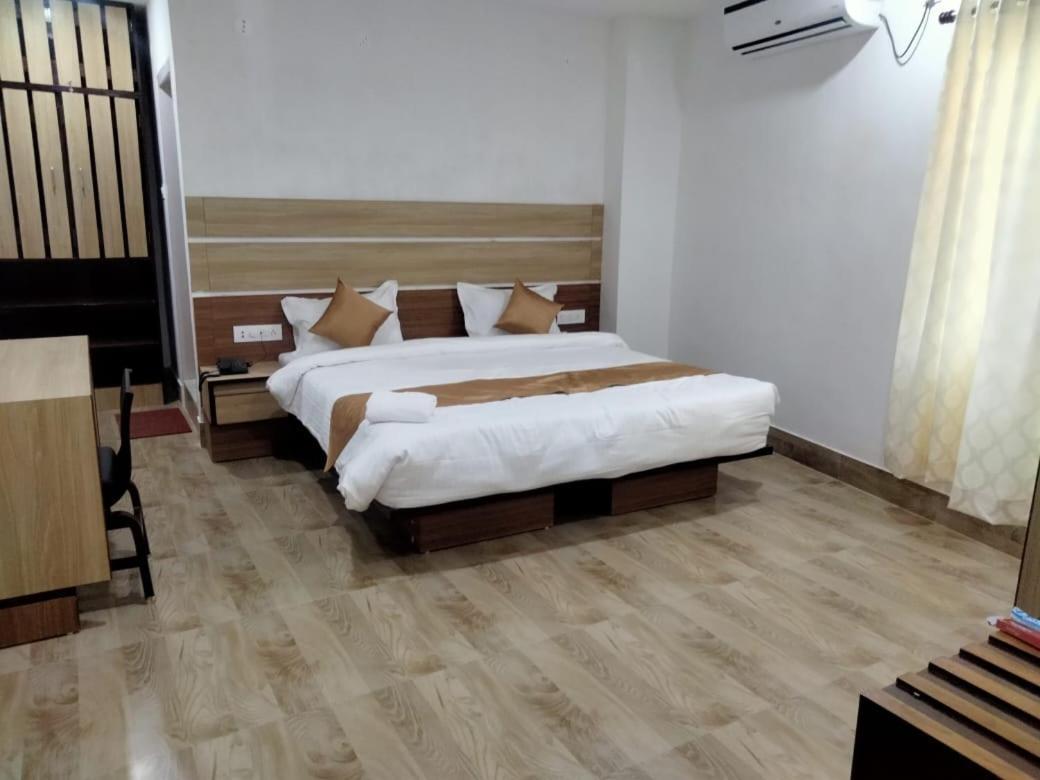 Hotel Magic Square 古瓦哈提 外观 照片